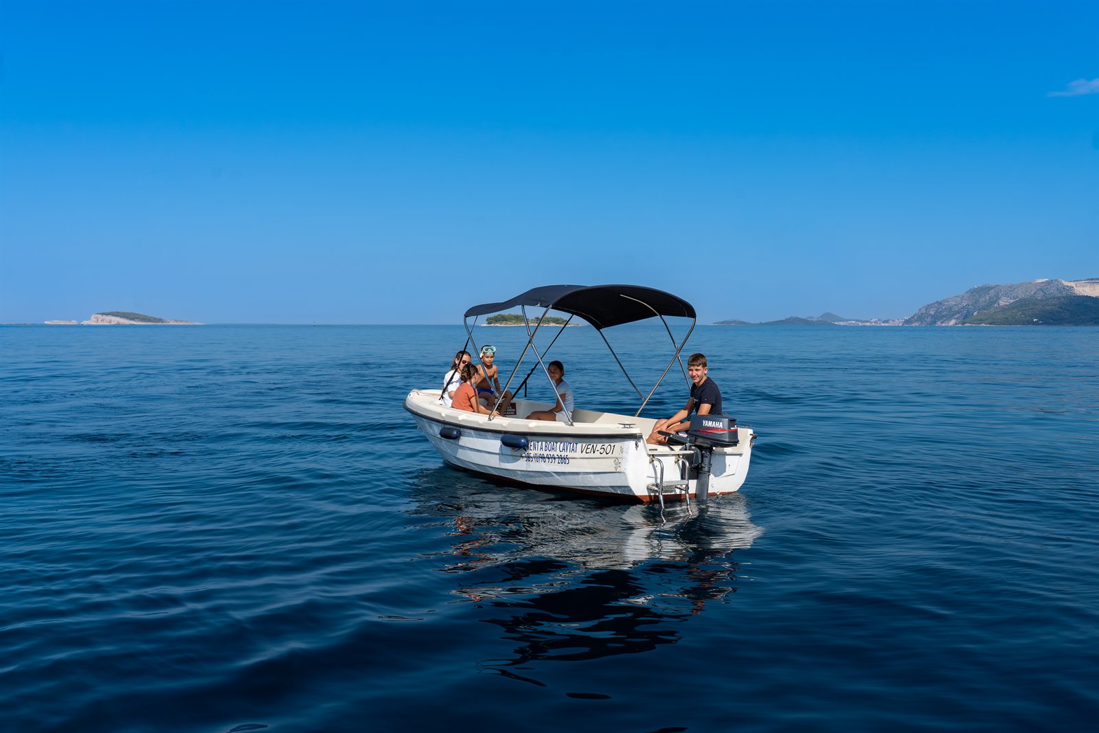 VEN 501 on a calm Adriatic morning